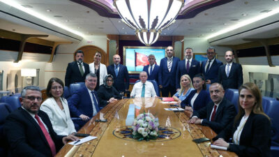 Cumhurbaşkanı Recep Tayyip Erdoğan, Katar dönüşünde gazetecilerin sorularını yanıtladı. Sosyal