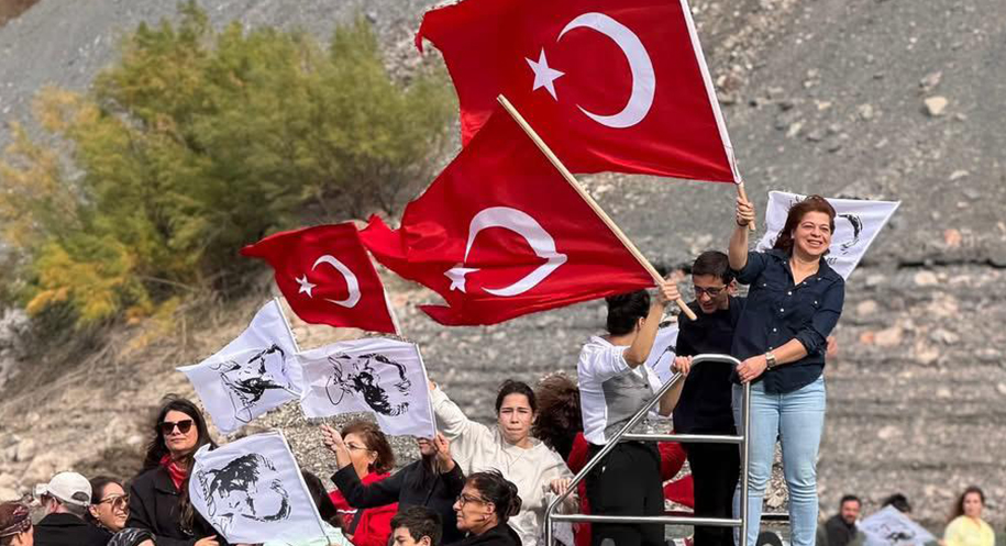 Tekne ve Botlarda Ay Yıldız Dalgalandı Haber: Muhammed Enes Sevilir Erzincan’ın tarihi ve doğal güzellikleriyle öne