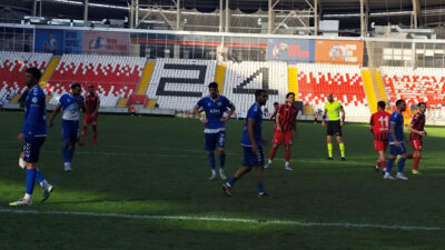24 Erzincanspor Evinde Dağıldı: 2-4’lük Mağlubiyetle Düşüş Sürüyor TFF 2. Lig ekiplerinden 24 Erzincanspor, sahasında Sincan Belediyesi Ankaraspor’a