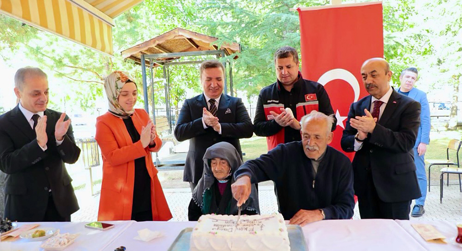 Haber: Muhammed Enes Sevilir 1 Ekim Dünya Yaşlılar Günü dolayısıyla