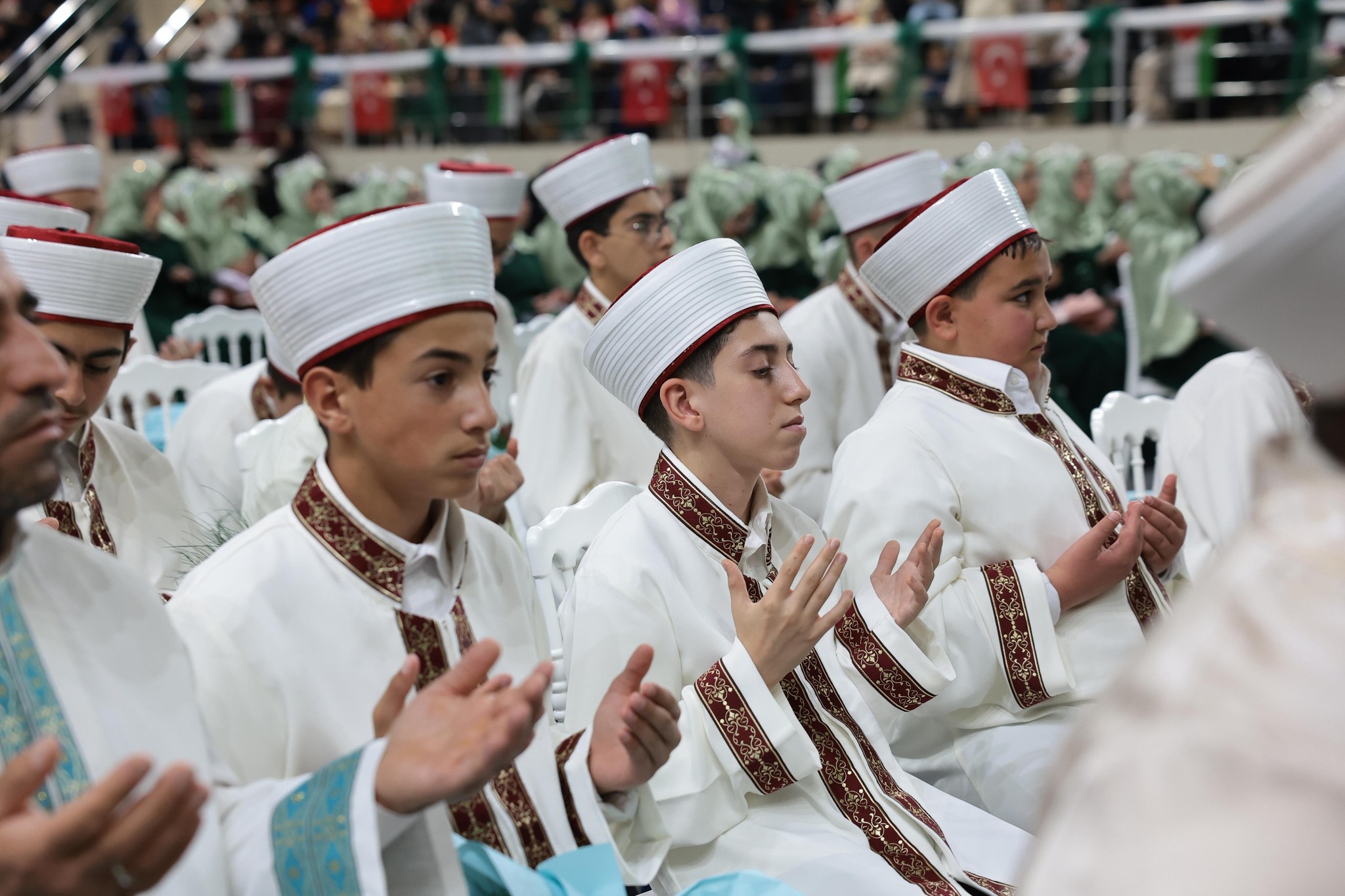 Haber: Muhammed Enes Sevilir Erzincan’da 163 öğrenci Kur’an-ı Kerim’i ezberleyerek