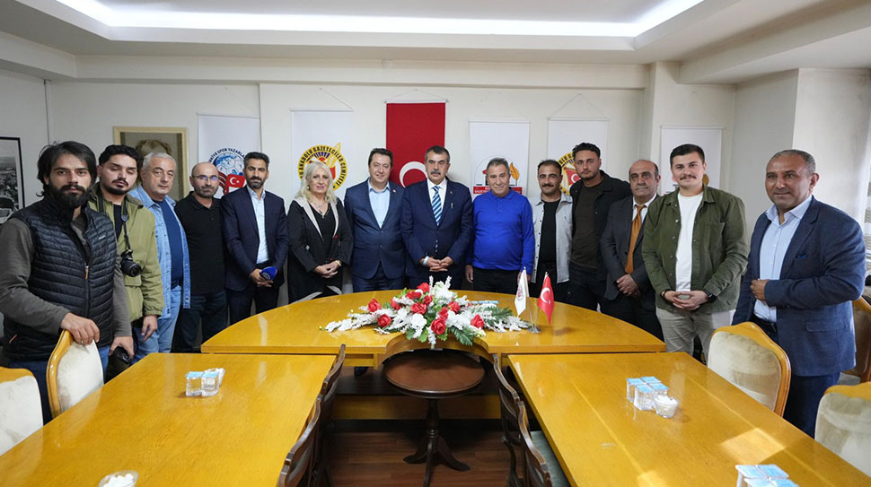 Milli Eğitim Bakanı Yusuf Tekin, çeşitli programlara katılmak üzere gittiği