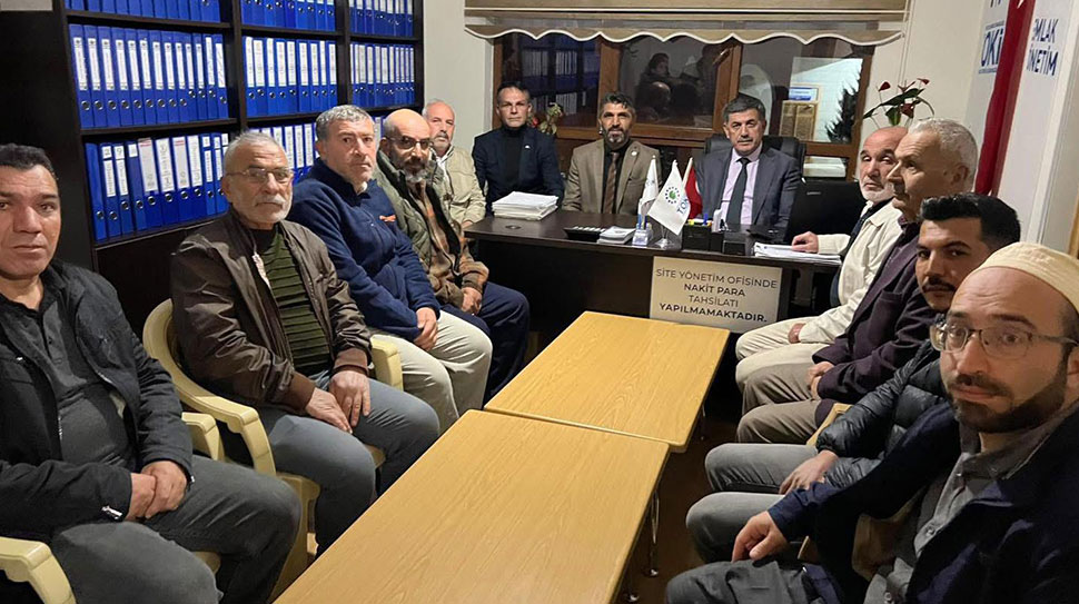 Haber: Muhammed Enes SEVİLİR Erzincan Belediye Başkanı Bekir Aksun, Yalnızbağ