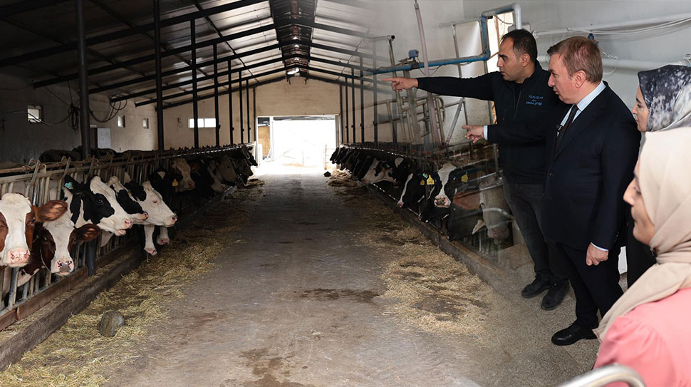 Haber: Muhammed Enes SEVİLİR Erzincan Valisi Hamza Aydoğdu, eşi Emine