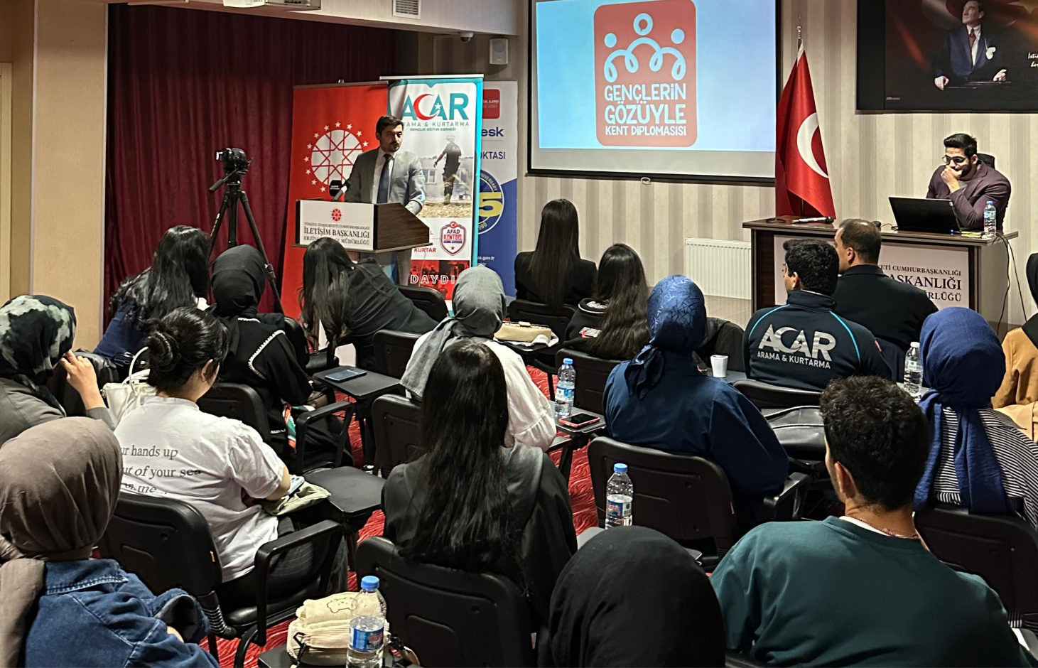 İletişim Başkanlığı Erzincan Bölge Müdürlüğü ev sahipliğinde düzenlenen Erasmus+ Günleri