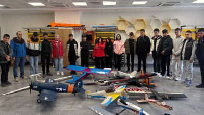 Erzincan On Üç Şubat Gençlik Merkezi, “Okullar Merkezimde” projesi kapsamında