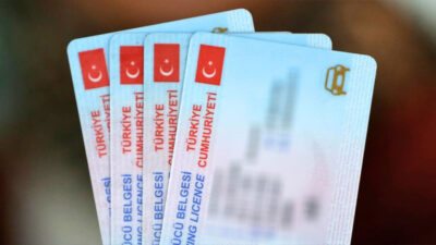 Hâlâ 1,9 milyon kişi eski tip sürücü belgesini kullanıyor. 31