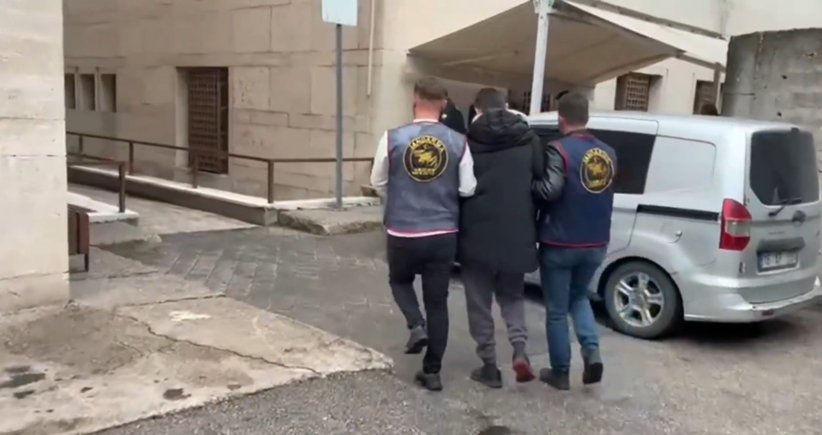 Cumhuriyet Başsavcılıkları ve Jandarma Genel Komutanlığı koordinesinde 32 ilde düzenlenen