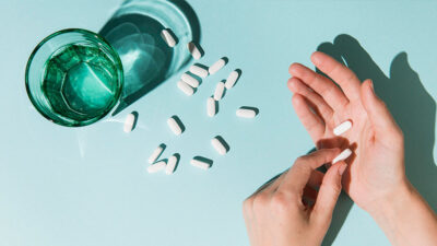 Bakteriyel enfeksiyonların tedavisinde hayati öneme sahip olan antibiyotikler, doğru kullanıldığında