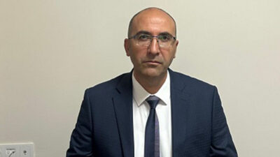  Erzincan Eğitim-Sen Şube Başkanı Hüseyin Taner, Gazze’ye insani yardım taşıyan