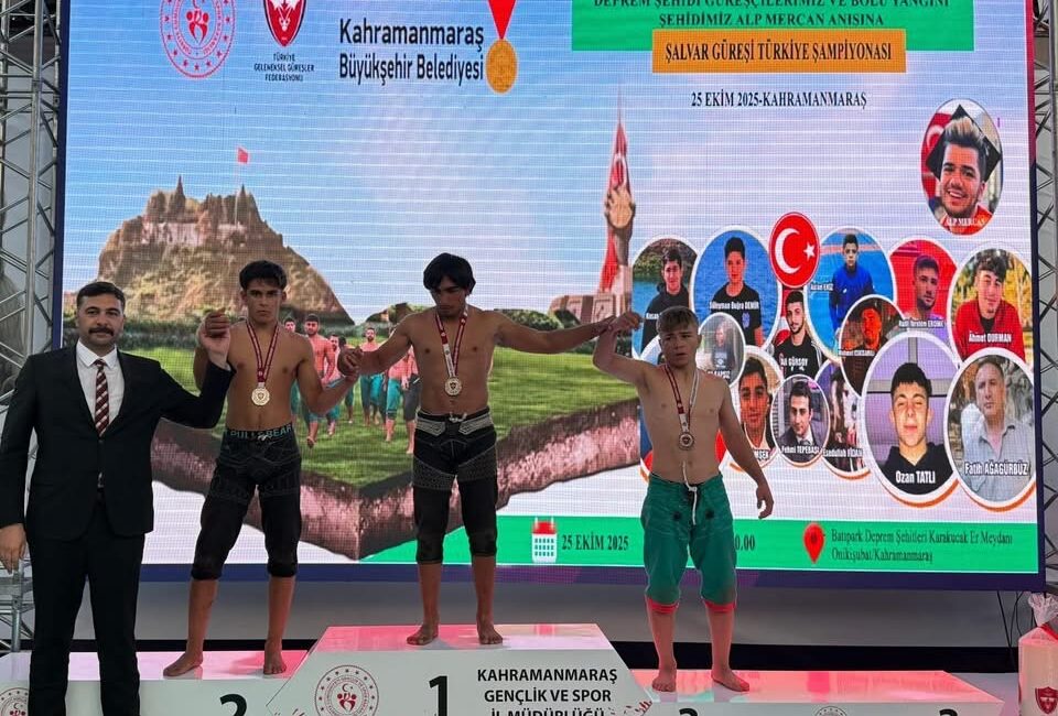 Haber: Muhammed Enes Sevilir Kahramanmaraş’ta düzenlenen Şalvar Güreşi Türkiye Şampiyonası’nda