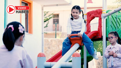 İliç Belediyesi tarafından ilçeye kazandırılan Zeynep Aydın Gündüz Bakımevi düzenlenen törenle hizmete