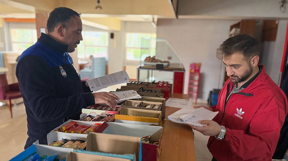 Gümüşhane Kelkit İlçesi Belediye Zabıta Müdürlüğü ekipleri, ilçe sınırları içinde