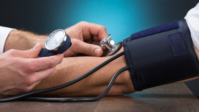 Yüksek tansiyon en sık görülen kronik hastalıklardan biridir ve küresel