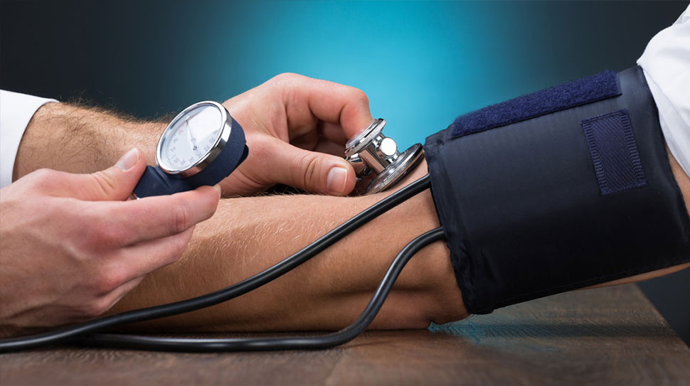 Yüksek tansiyon en sık görülen kronik hastalıklardan biridir ve küresel