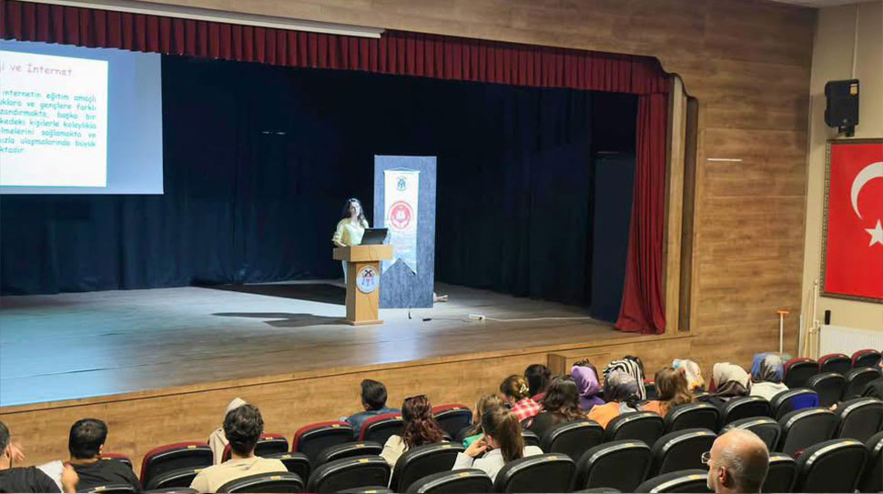 Haber: Muhammed Enes SEVİLİR Erzincan Belediyesi, çalışanlarının kişisel farkındalığını artırmak