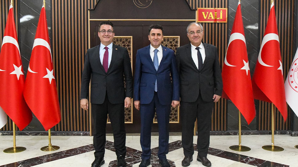 İzmir Yüksek Teknoloji Enstitüsü, Teknopark İzmir ve Munzur Üniversitesi iş