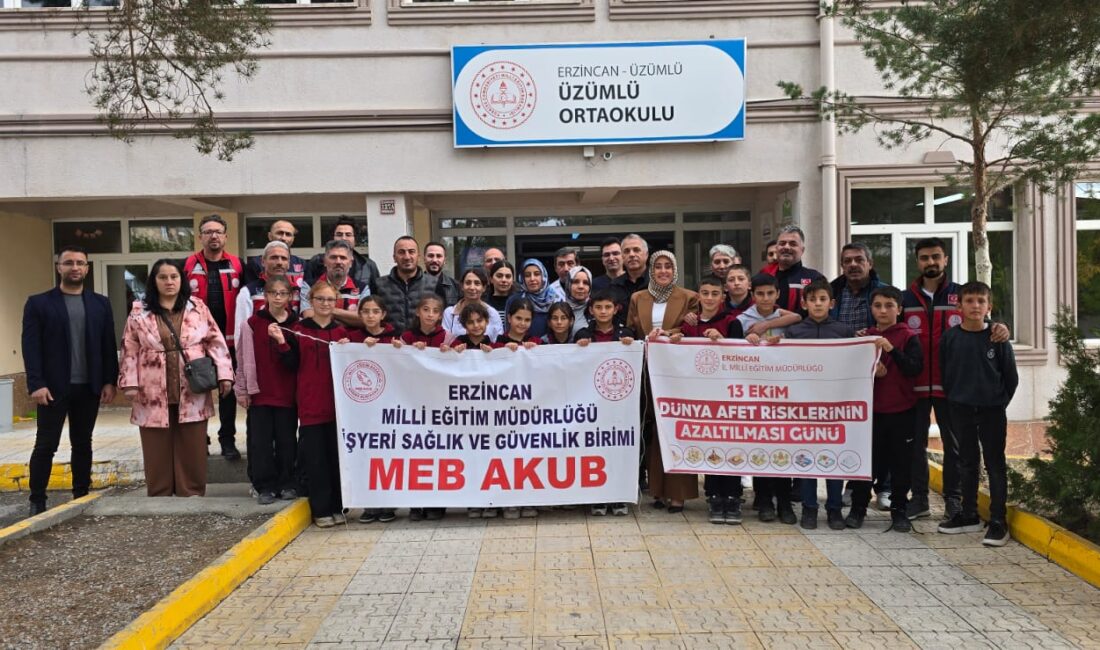 Üzümlü’deki okullarda 13 Ekim Afet Risklerini Azaltma Günü kapsamında düzenlenen