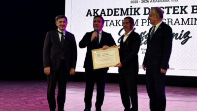 Erzincan’da Binlerce Öğrenciye Destek: 2.351 Burs Sahiplerini Buldu Erzincan Valiliği himayesinde düzenlenen Akademik Destek Bursu Programı kapsamında 2.351