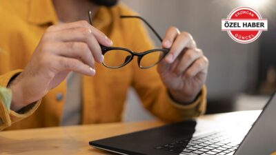 Telefon, bilgisayar ve tabletin yaydığı mavi ışık göz yorgunluğunu artırıyor.”