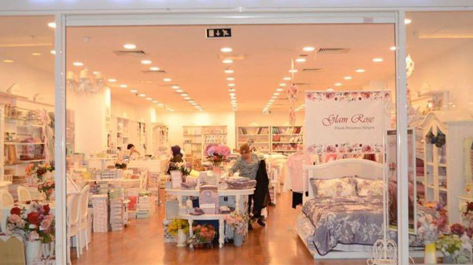 Kasım ayı indirim kampanyaları kapsamında, özellikle züccaciye ve ev tekstili