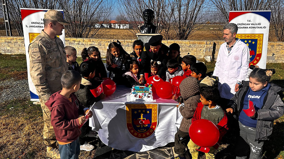 Haber: Muhammed Enes Sevilir Erzincan İl Jandarma Komutanlığı Aile İçi