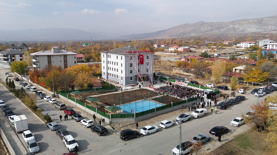 Haber: Muhammed Enes Sevilir Erzincan’da hayırsever Hasan Aksu ve ailesi