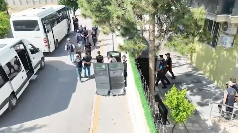 Cumhuriyet Başsavcılıkları ve Emniyet birimlerinin ortak yürüttüğü titiz çalışmada, FETÖ’nün