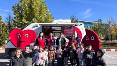 Haber: Muhammed Enes Sevilir Kızılay Haftası etkinlikleri kapsamında, Erzincan Kızılay