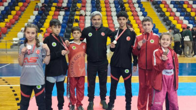 Adıyaman’da düzenlenen ve 35 ilden sporcunun katıldığı Spor Toto Kickboks