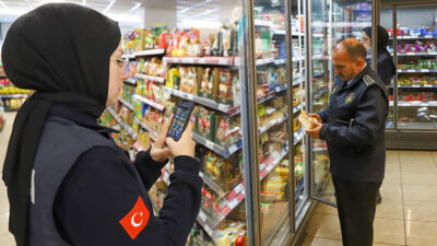 Haber: Muhammed Enes SEVİLİR Erzincan Belediyesi Zabıta Müdürlüğü ekipleri, vatandaşların