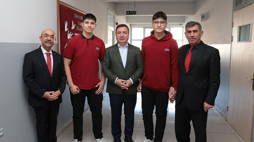 Erzincan Valisi Hamza Aydoğdu, İl Milli Eğitim Müdürü Hacı Ömer