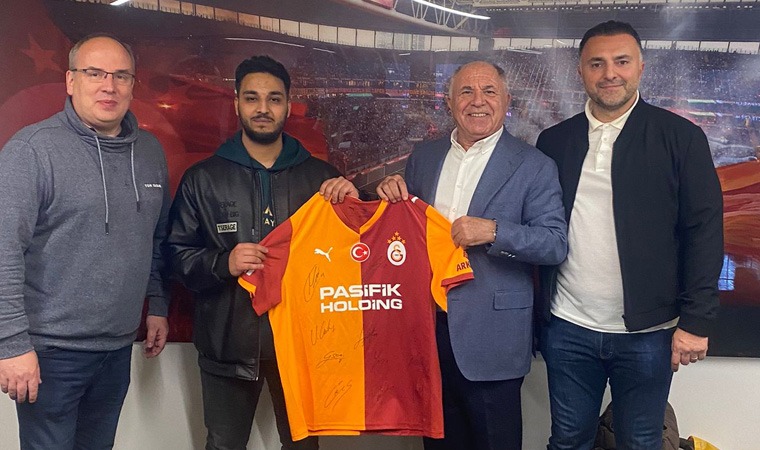 6 Şubat 2023’teki depremde enkazdan kurtarılan Ahmet Sayar’a, arama kurtarma