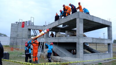 Haber: Muhammed Enes Sevilir Erzincan’da olası bir depreme karşı hazırlıkların