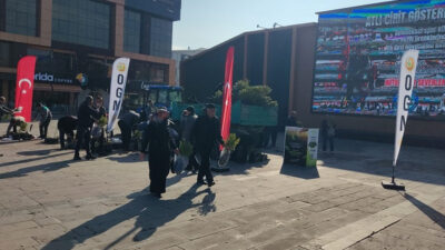 Erzincan İl Tarım ve Orman Müdürlüğü’nün düzenlediği ücretsiz çam fidanı