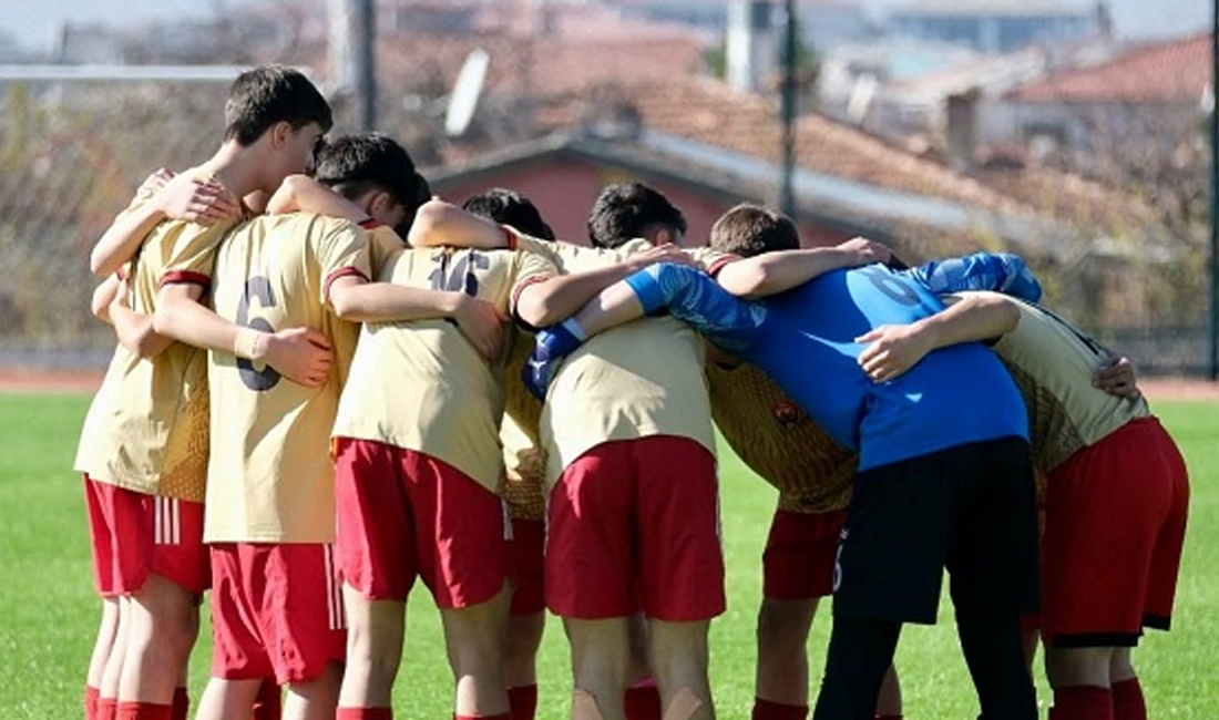 Erzincanspor U15, Tokat Belediyespor’u 4-0 yenerek Gelişim Ligi’nde namağlup liderliğini