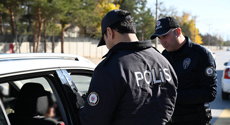 Haber: Muhammed Enes Sevilir Erzincan İl Emniyet Müdürlüğü ekipleri, kent