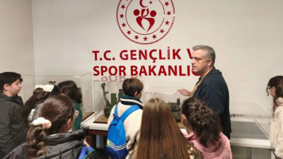 Haber: Muhammed Enes Sevilir Erzincan On Üç Şubat Gençlik Merkezi,