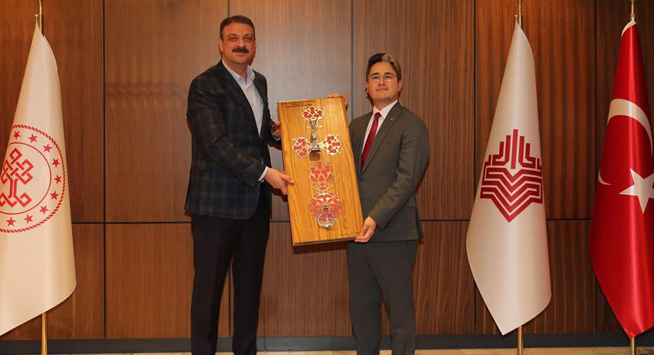 Haber: Muhammed Enes Sevilir Kemaliye Kaymakamı Emirhan Arıkan, Vakıflar Genel