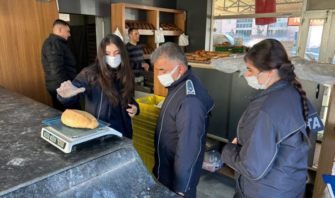 Erzincan Belediyesi Zabıta Müdürlüğü ekipleri, kent genelinde faaliyet gösteren fırın