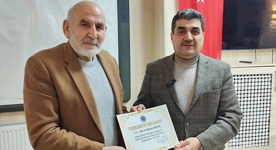 TYB Erzincan Şubesi’nin düzenlediği programda konuşan Prof. Dr. Mehmet Göktaş,