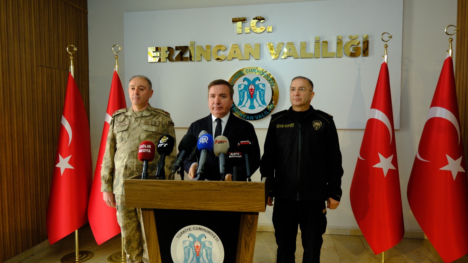 Türkiye genelinde büyükşehirler su kesintileriyle boğuşurken, Erzincan kaynak sularının yüksek