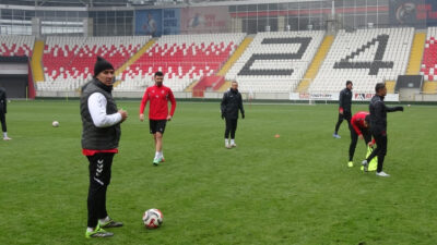 Bünyamin DEMİRCAN TFF 2. Lig’de mücadele eden 24 Erzincanspor, sezonun