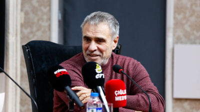 Erzincan’da düzenlenen söyleşide teknik direktör Ersun Yanal, futbolun saha içi