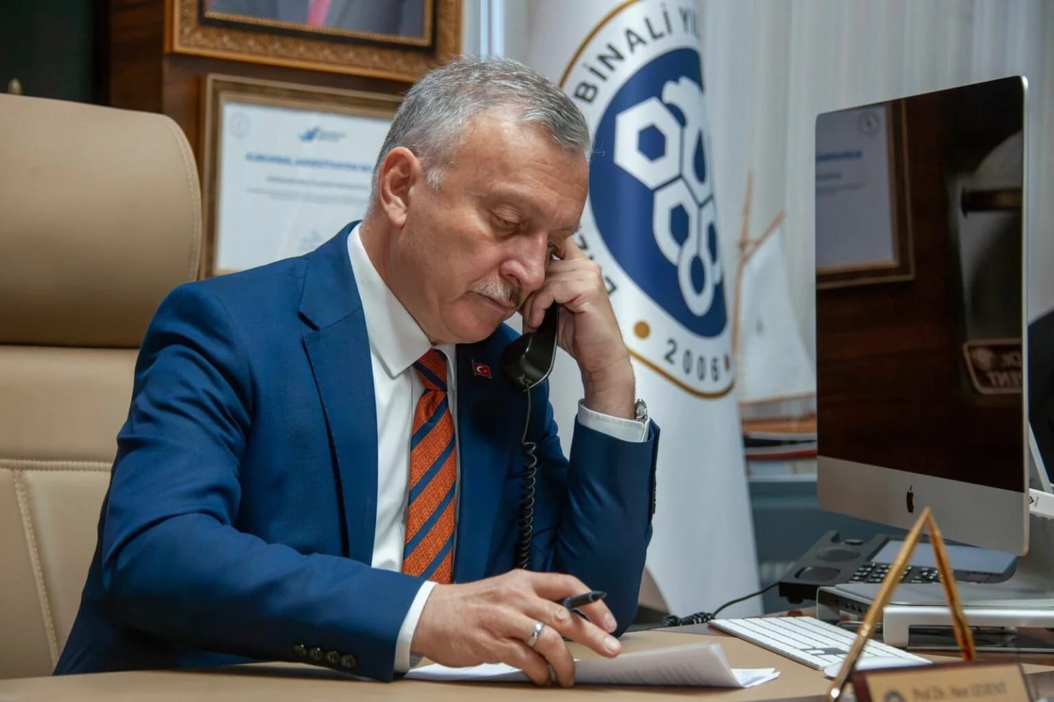 EBYÜ Rektörü Prof. Dr. Akın Levent, TRT Erzurum Radyosu’nda Tazelenme