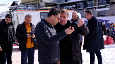 Haber: Muhammed Enes&nbsp;Sevilir&nbsp; Tunceli Valisi Şefik&nbsp;Aygöl’ün&nbsp;Erzincan ziyareti sırasında Ergan Dağı