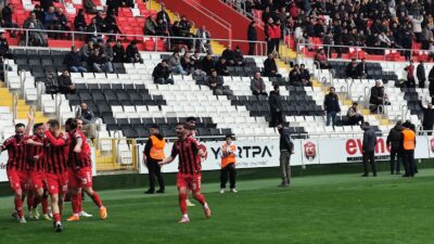 TFF 2. Lig Beyaz Grup’ta haftanın maçında 24 Erzincanspor, şampiyonluk