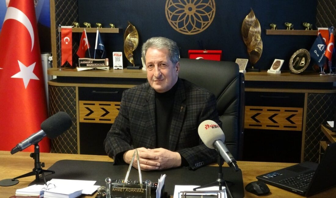 &nbsp;Ahmet Korkmaz, Erzincan’daki Makine Fabrikası’nın atıl duruma düştüğünü ve Turhal’a