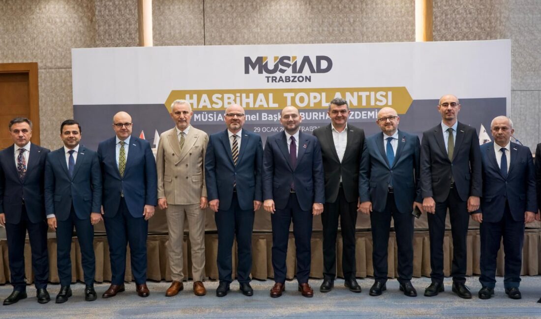 MÜSİAD Erzincan Şube Başkanı İsmail Miraç Durmaz, Trabzon’da düzenlenen Bölge