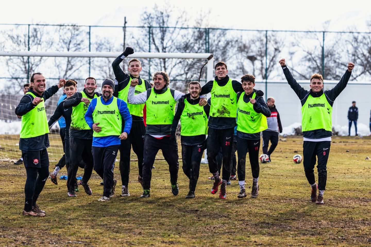 TFF 2. Lig Beyaz Grup’ta mücadele eden 24 Erzincanspor, 32.